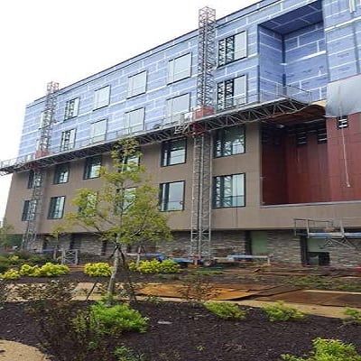 Подъемна платформа с двумя мачтами